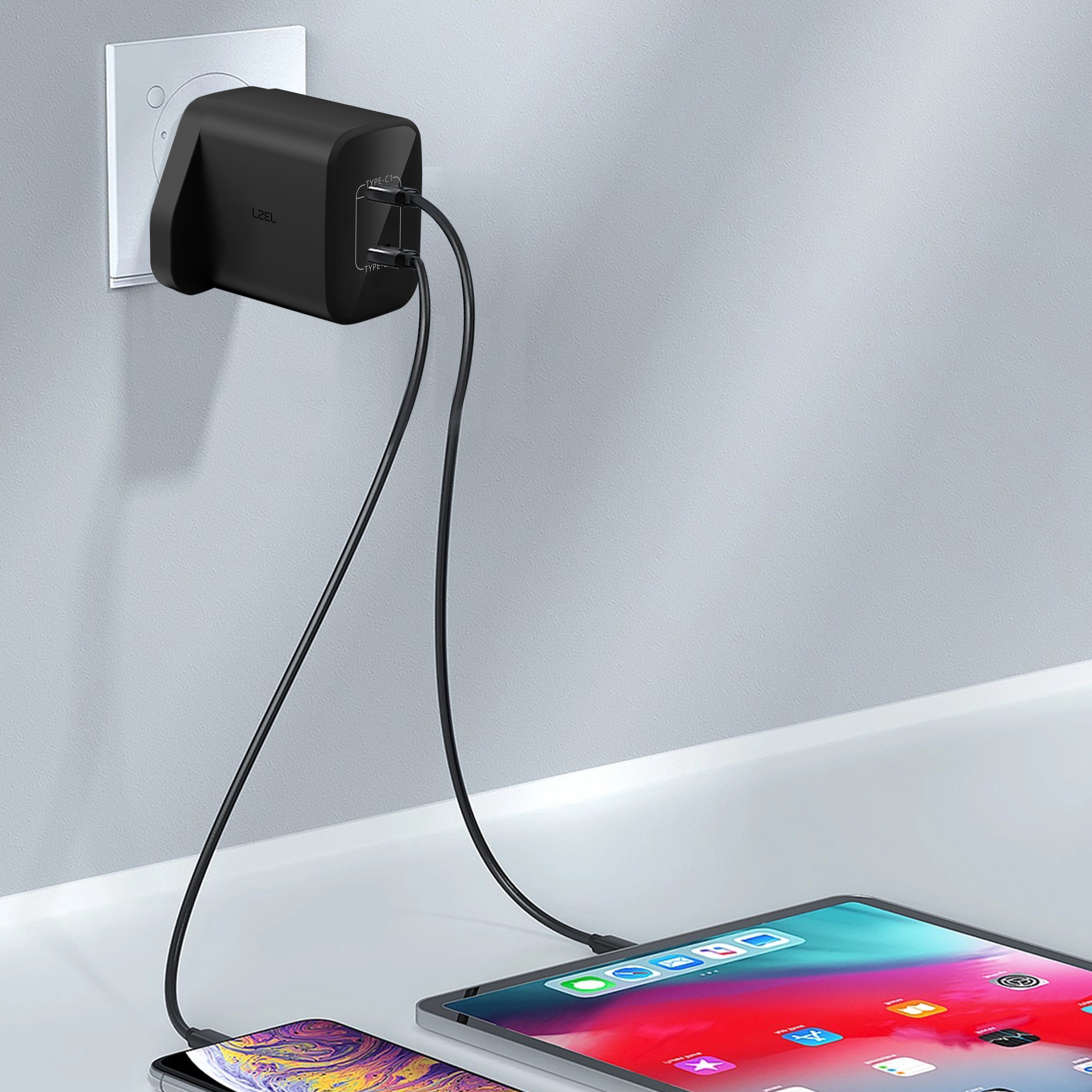 شاحن حائط فائق السرعة من ليزل بقوة 35 واط بنمفذين USB بتقنية GaN | أسود شاحن حائط فائق السرعة من ليزل بقوة 35 واط بنمفذين USB بتقنية GaN | أسود
